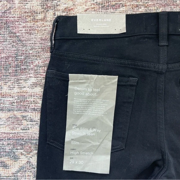 NWT Everlane Slim 4-way Stretch Jean